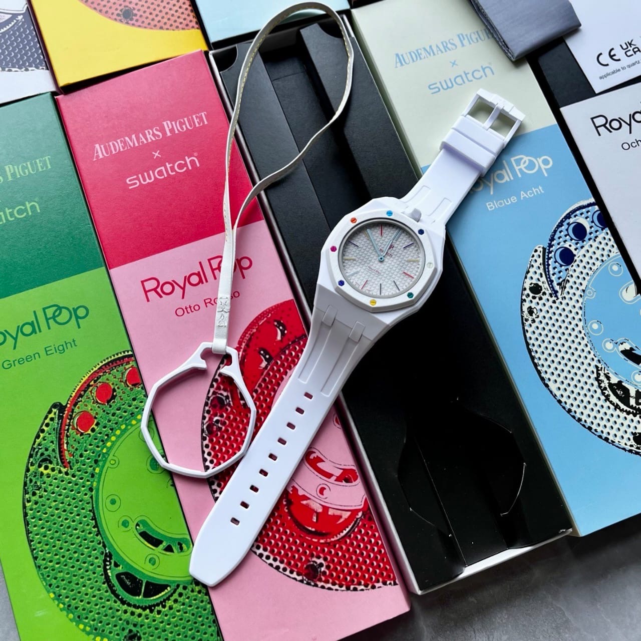Swatch AP Royal Pop Huit blanc