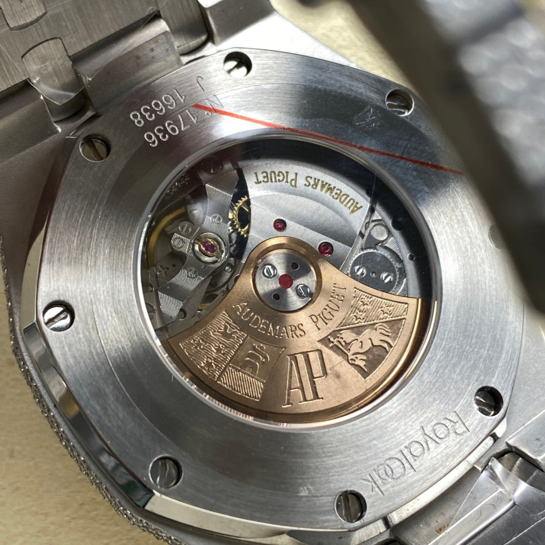 Audemars Piguet Royal Oak VVS Watch