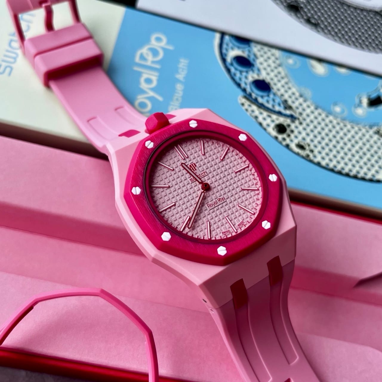 Swatch AP Royal Pop Otto rosso