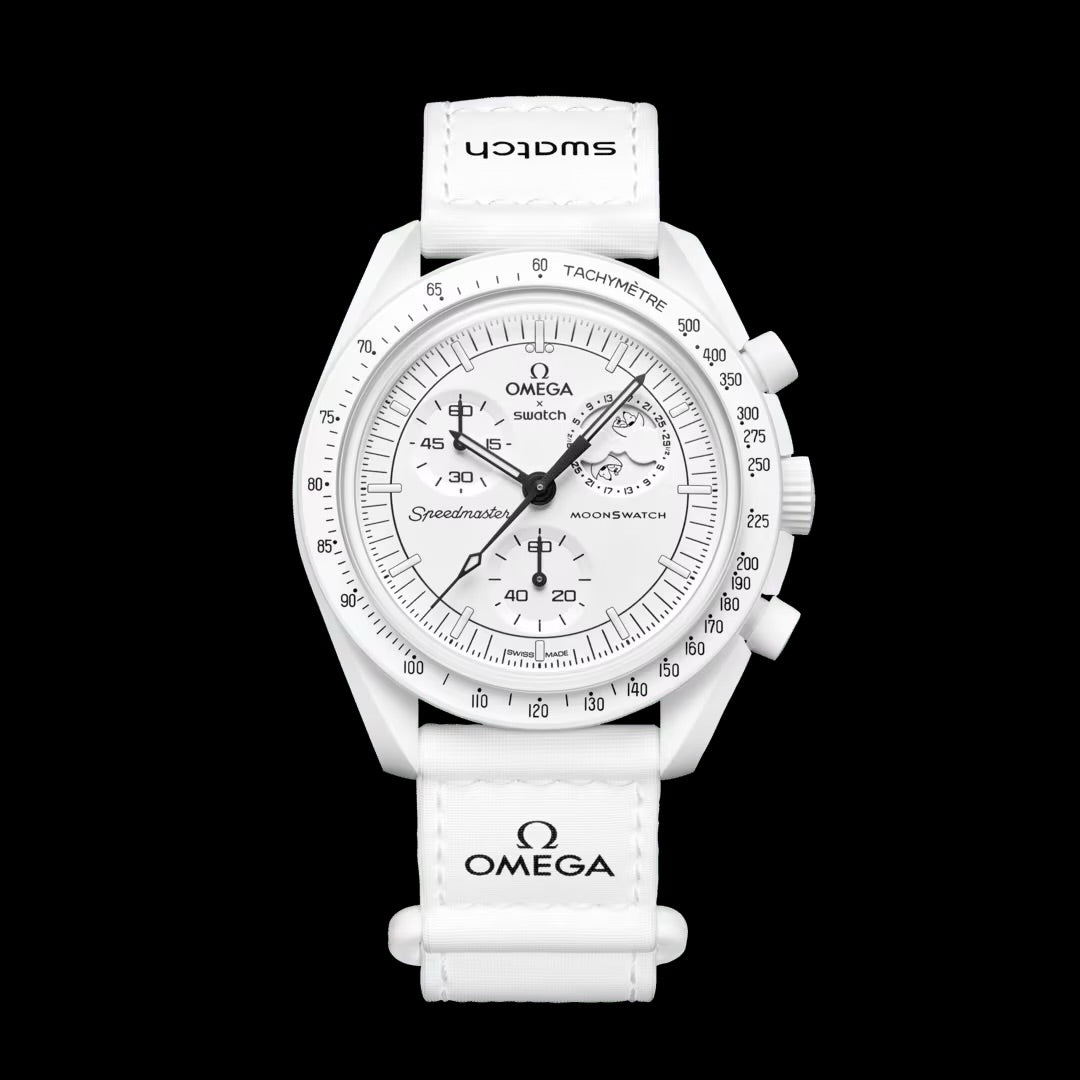 SwatchO Moonphase Snoopy White